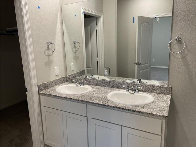 914 Redinger Ridge Drive, Houston, TX 77336