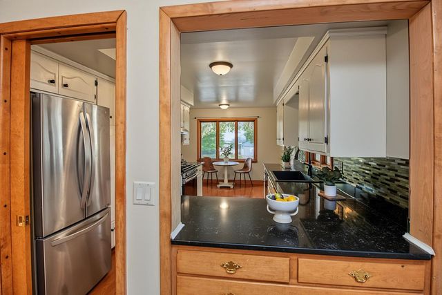 6700 Hillside Lane, Edina, MN 55439