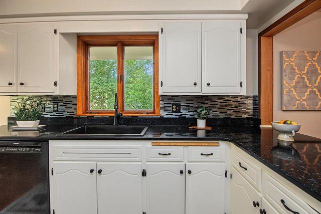 6700 Hillside Lane, Edina, MN 55439