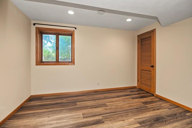 6700 Hillside Lane, Edina, MN 55439