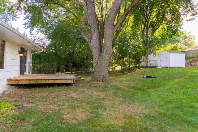 6700 Hillside Lane, Edina, MN 55439