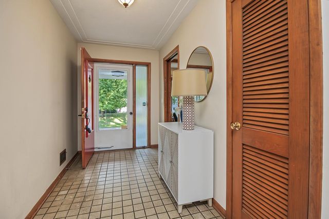 6700 Hillside Lane, Edina, MN 55439