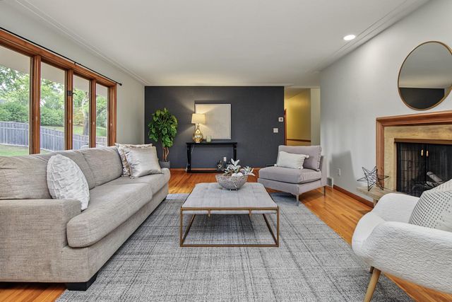 6700 Hillside Lane, Edina, MN 55439
