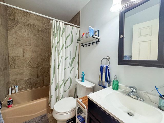 37 S Williams St Apt 313, Burlington, VT 05401