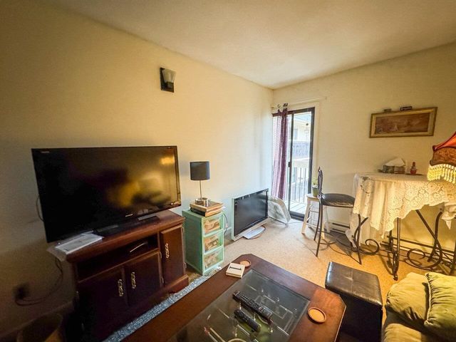 37 S Williams St Apt 313, Burlington, VT 05401