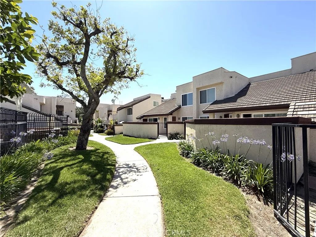 428 N Imperial Avenue C, Ontario, CA 91764