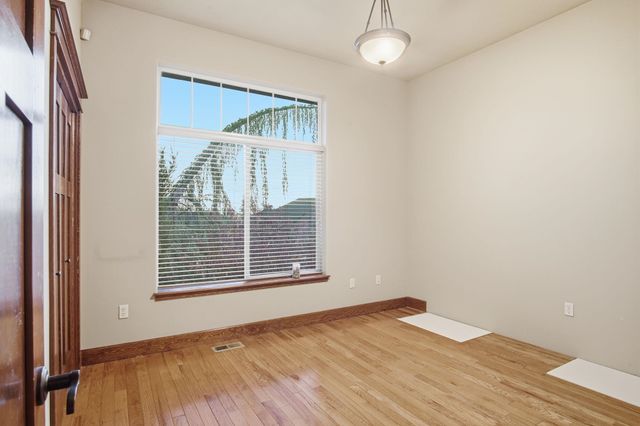 1610 W Panorama Ave, Spokane, WA 99208