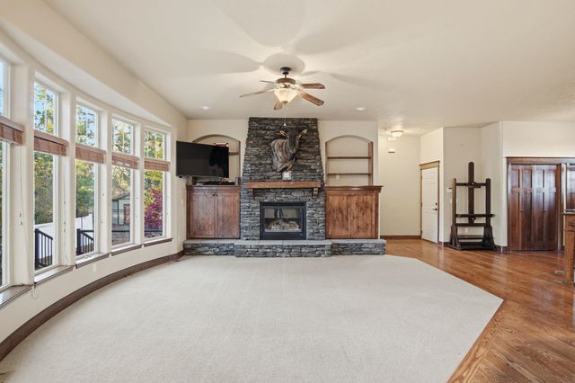 1610 W Panorama Ave, Spokane, WA 99208