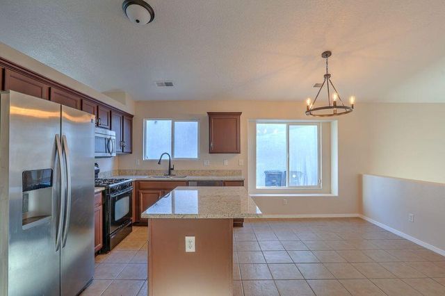 2719 Blue Sky Street SW, Albuquerque, NM 87121