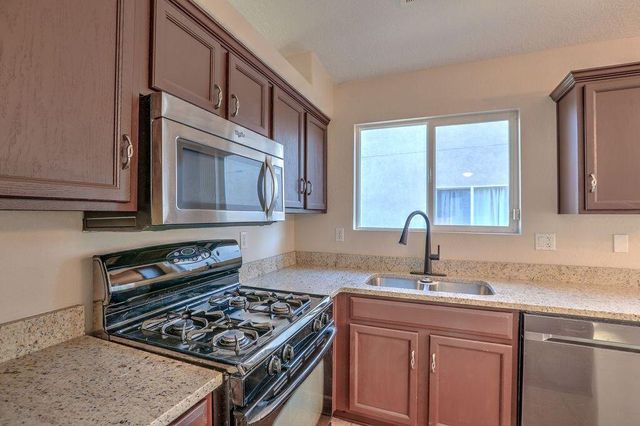 2719 Blue Sky Street SW, Albuquerque, NM 87121