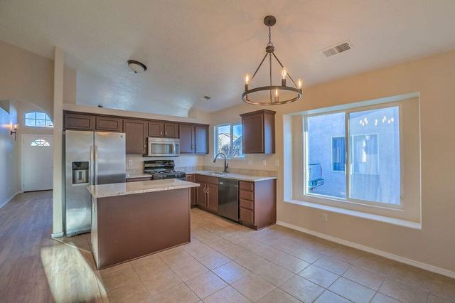 2719 Blue Sky Street SW, Albuquerque, NM 87121