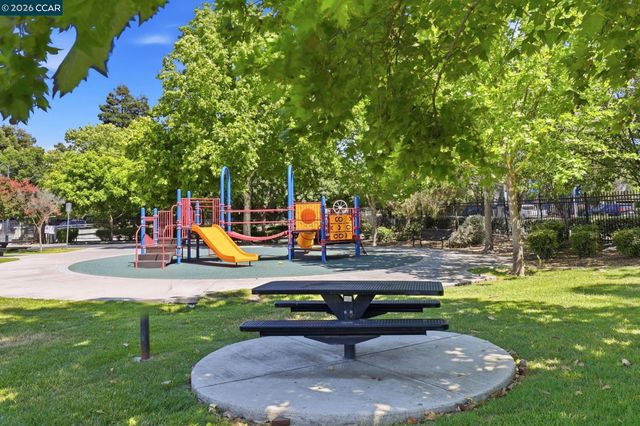 356 Turnstone Circle, Pittsburg, CA 94565