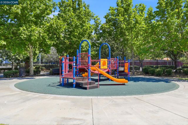 356 Turnstone Circle, Pittsburg, CA 94565