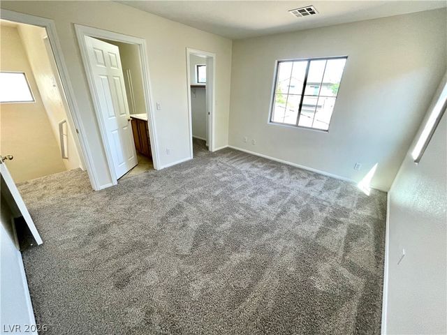 8233 Strawberry Spring Street, Las Vegas, NV 89143