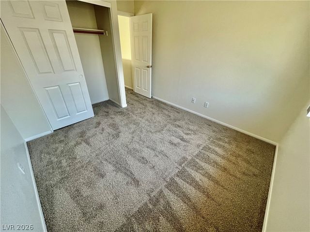 8233 Strawberry Spring Street, Las Vegas, NV 89143