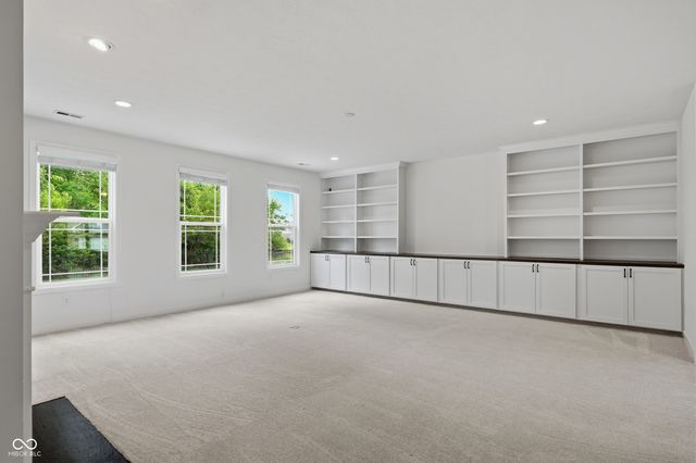 6304 Burgin Drive, Whitestown, IN 46075