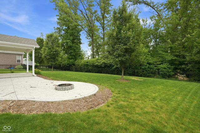 6304 Burgin Drive, Whitestown, IN 46075