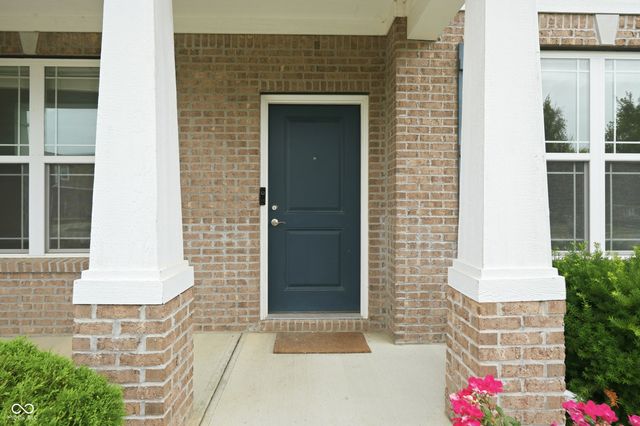 6304 Burgin Drive, Whitestown, IN 46075