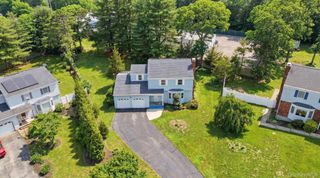 19 Sherwood Court, Ronkonkoma, NY 11779