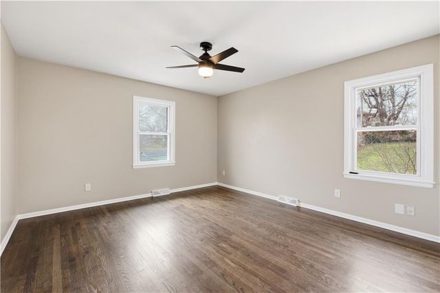 11608 Greenwood Road, Kansas City, MO 64134