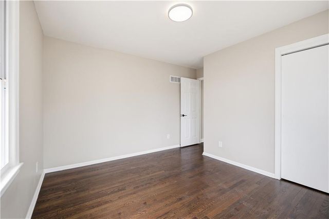 11608 Greenwood Road, Kansas City, MO 64134