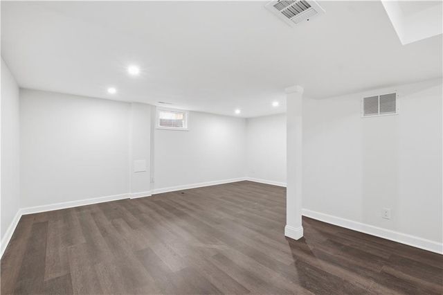 11608 Greenwood Road, Kansas City, MO 64134