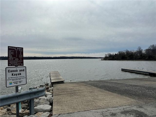 11608 Greenwood Road, Kansas City, MO 64134