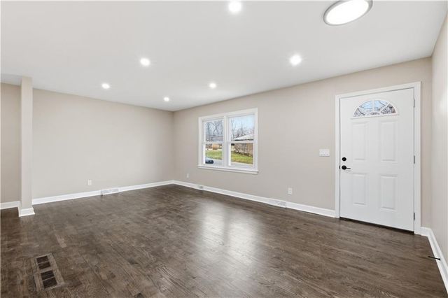 11608 Greenwood Road, Kansas City, MO 64134