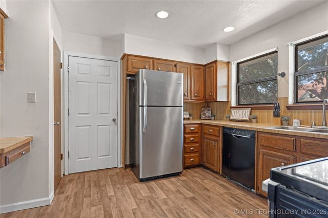 324 D Street SW, Ardmore, OK 73401