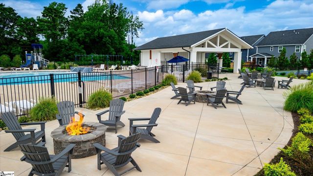 819 Throckmorton Court, Greenville, SC 29605