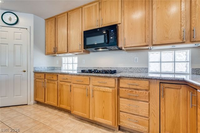 6680 Blue Sapphire Avenue, Las Vegas, NV 89110