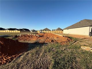 7804 Leadtree Drive, Navasota, TX 77868