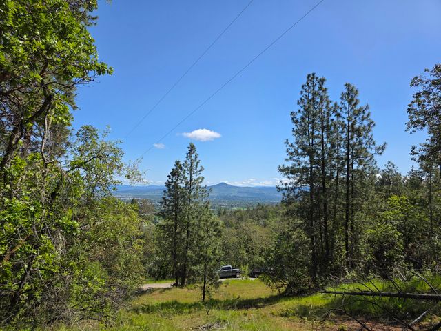 Knowles Road, Medford, OR 97501