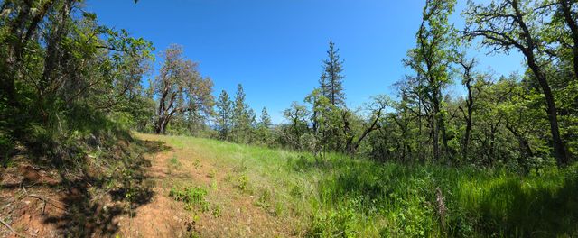 Knowles Road, Medford, OR 97501