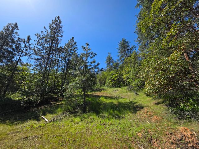 Knowles Road, Medford, OR 97501