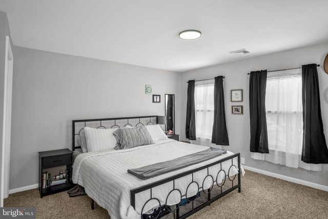 1101 DOUBLING GAP RD, Newville, PA 17241