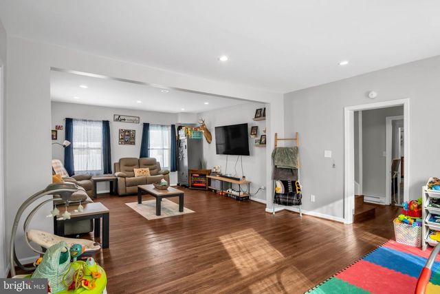 1101 DOUBLING GAP RD, Newville, PA 17241