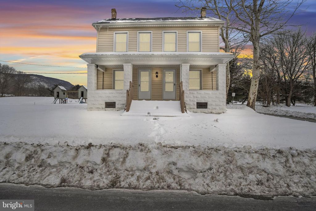 1101 DOUBLING GAP RD, Newville, PA 17241