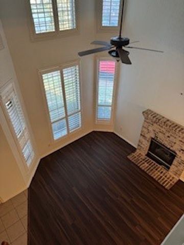 1926 Twin Oaks Circle, Grapevine, TX 76051