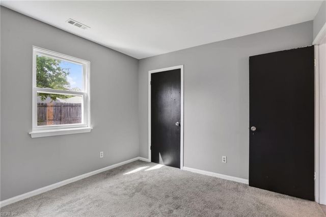 3812 Peach Orchard CIR, Portsmouth, VA 23703