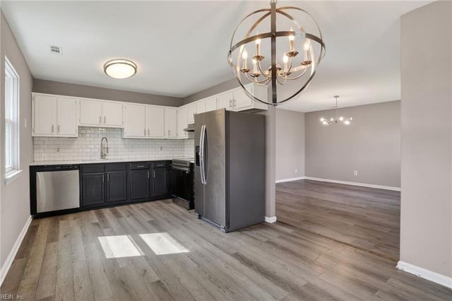 3812 Peach Orchard CIR, Portsmouth, VA 23703