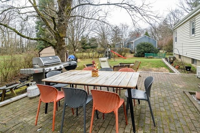 210 Bacon St, Natick, MA 01760