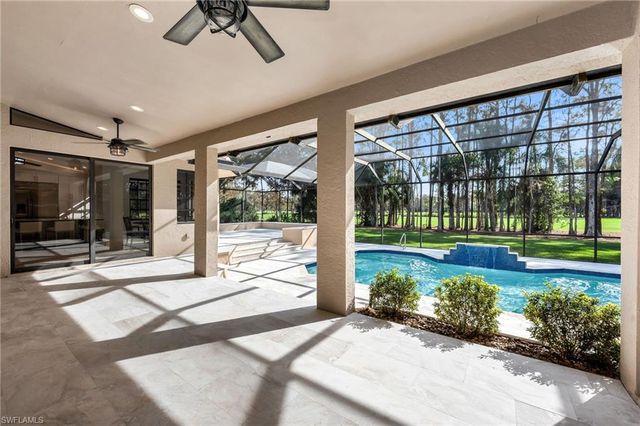 4556 Pond Apple DR N, Naples, FL 34119