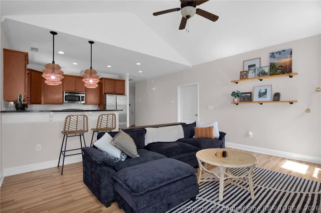 829 Falling Creek Lane, Fayetteville, NC 28304