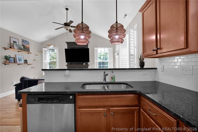 829 Falling Creek Lane, Fayetteville, NC 28304