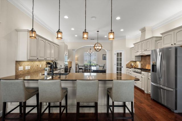 7906 County Rd 6220, Shallowater, TX 79363