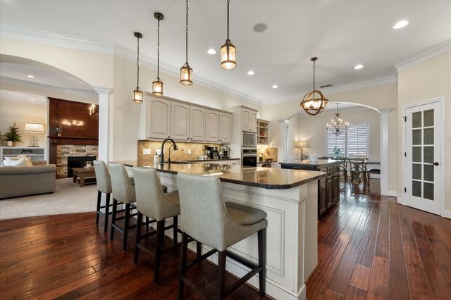 7906 County Rd 6220, Shallowater, TX 79363