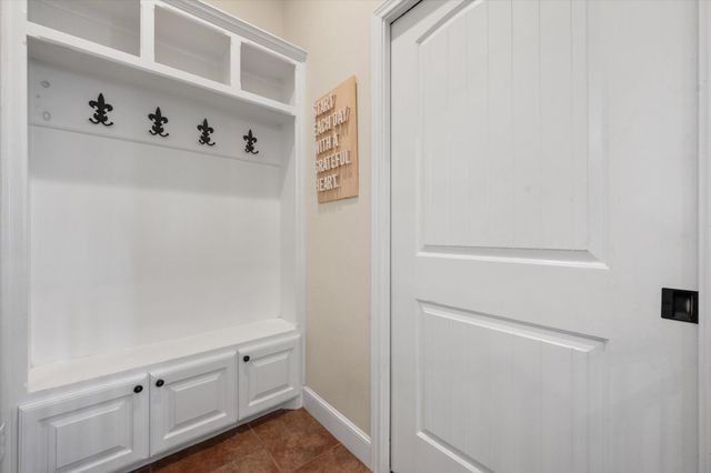 7906 County Rd 6220, Shallowater, TX 79363