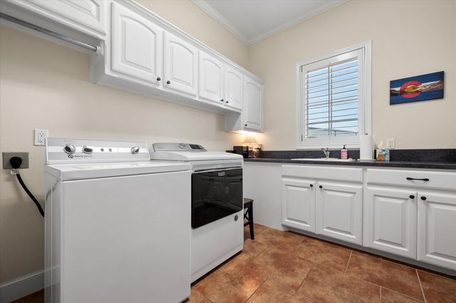 7906 County Rd 6220, Shallowater, TX 79363