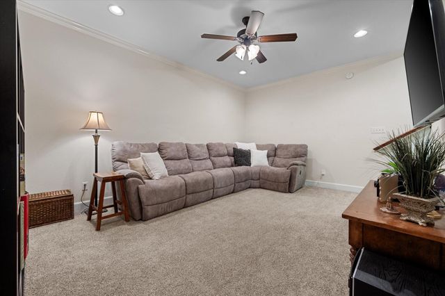 7906 County Rd 6220, Shallowater, TX 79363